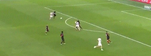 开云体育官网-【意甲】莱昂+烈火替补造逆转 AC米兰先丢2球3比2胜